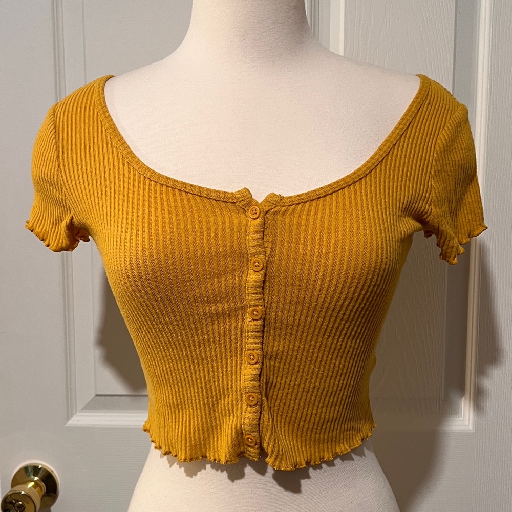 Women's Mustard Button-Up Ribbed Top